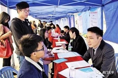 虎門(mén)市民關(guān)注 長(zhǎng)堤路堤防工程新進(jìn)展及政府十件民生實(shí)事盤(pán)點(diǎn)